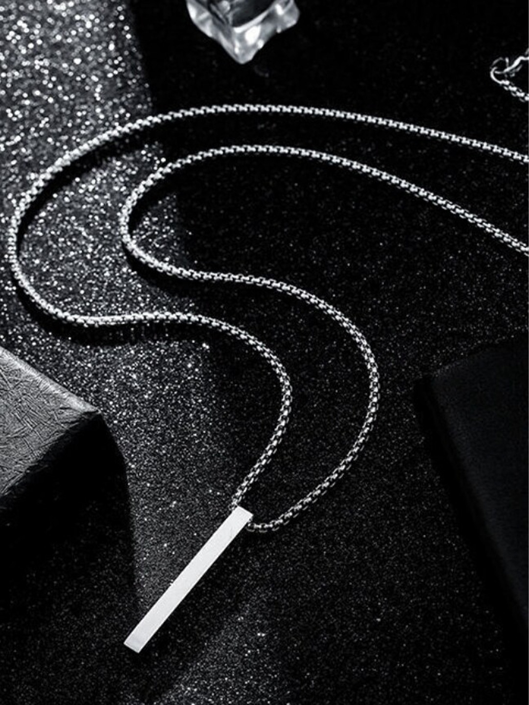 

WROGN Men Minimal Stainless Steel Chain, Silver