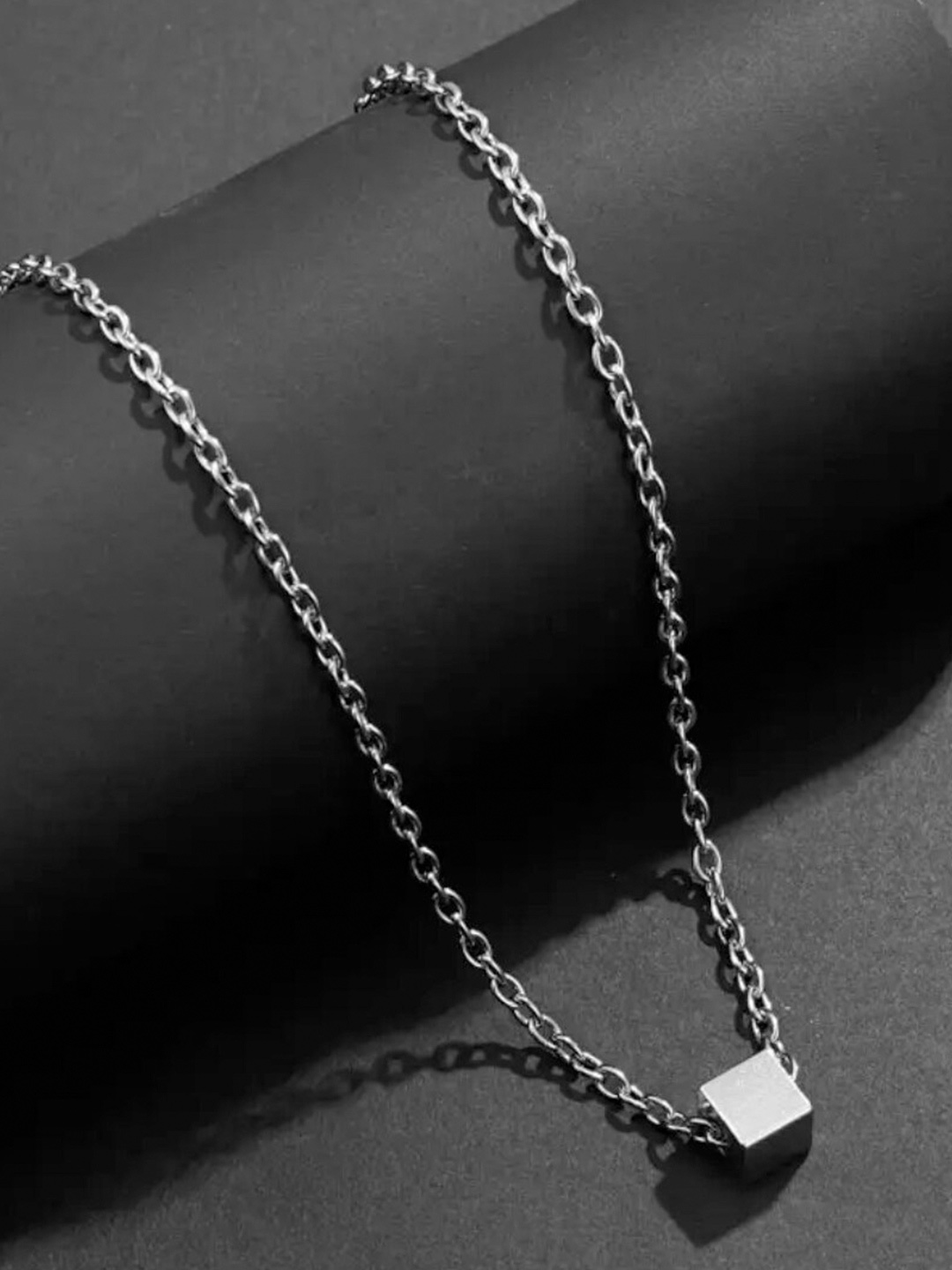 

WROGN Men Cubic Silver Metal Chain