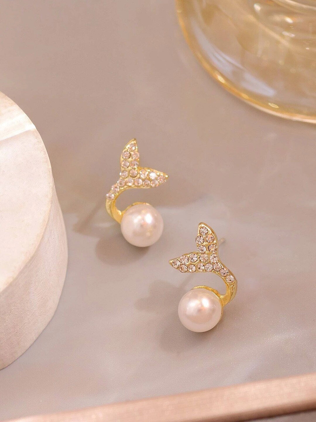 

FIMBUL Gold-Plated Beads & Stones Studded Fish Tail Stud Earrings
