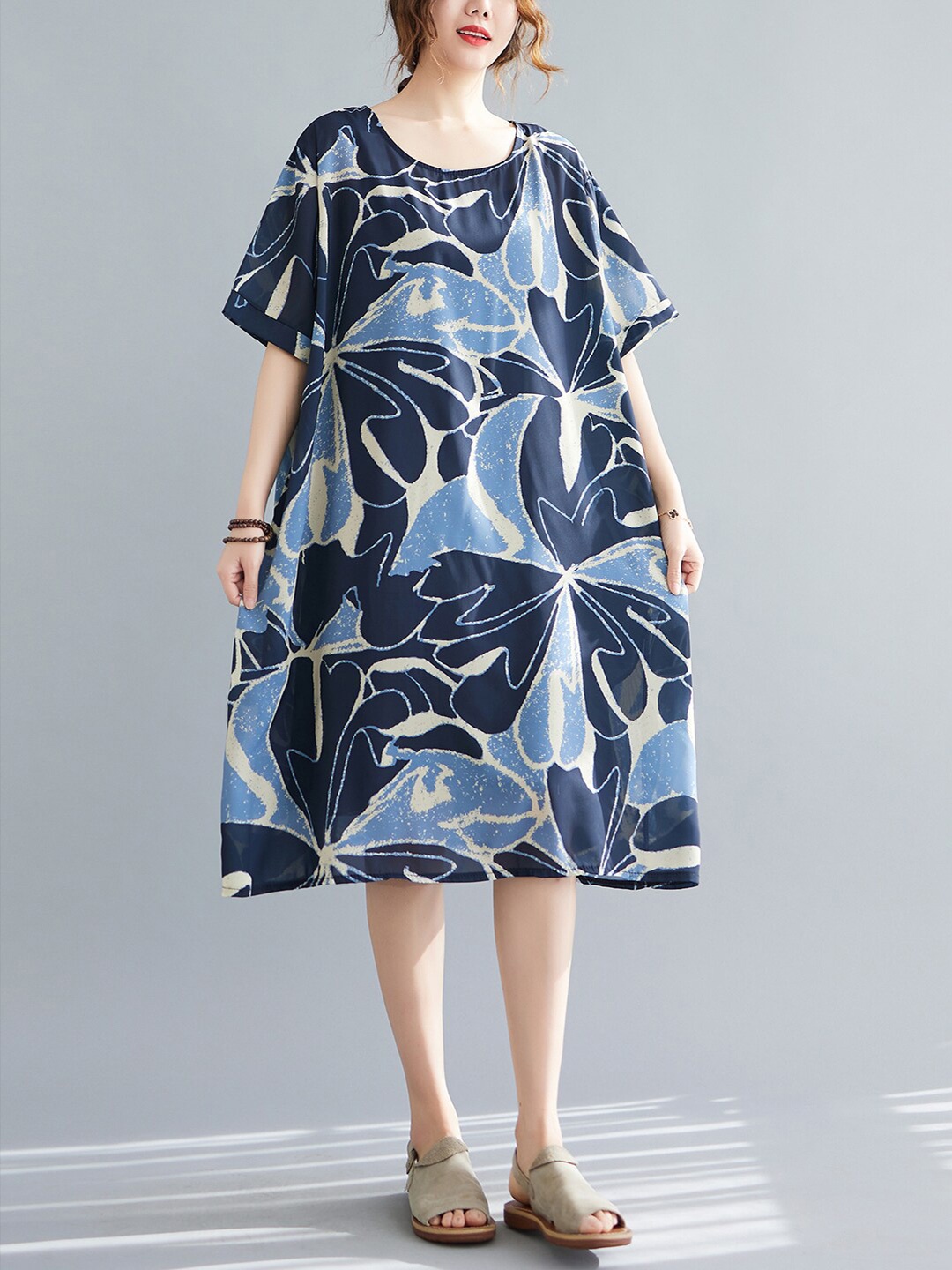 

JC Mode Floral Printed Extended Sleeves A-Line Midi Dress, Off white