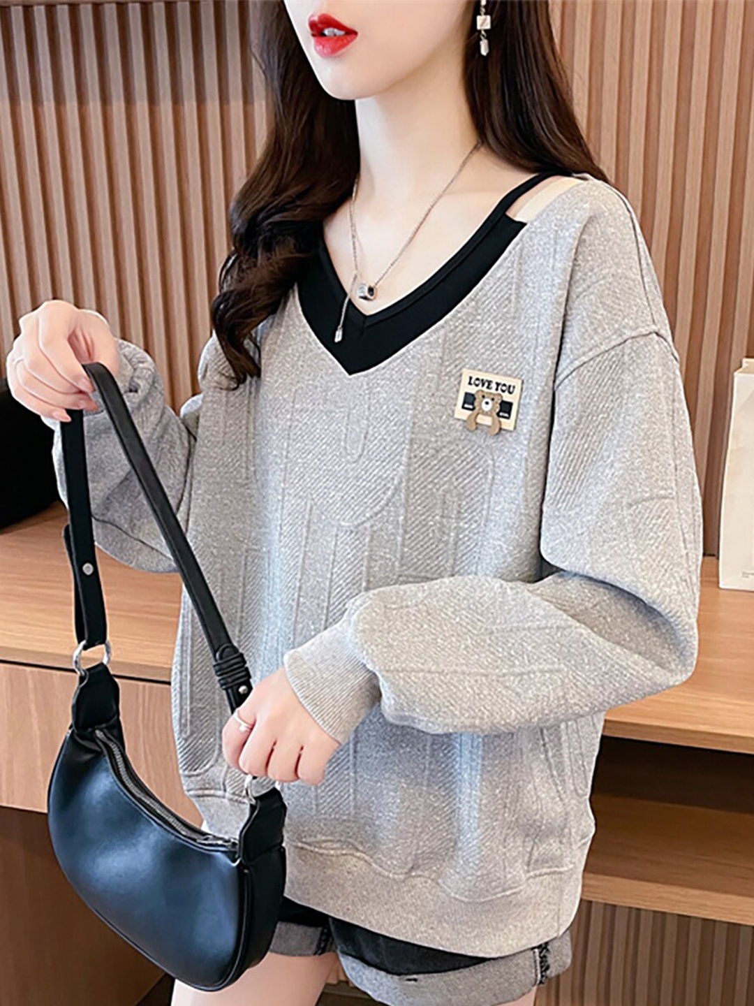 

JC Mode Self Design Drop Shoulder Sleeves Cotton Longline Sweatshirt, Grey