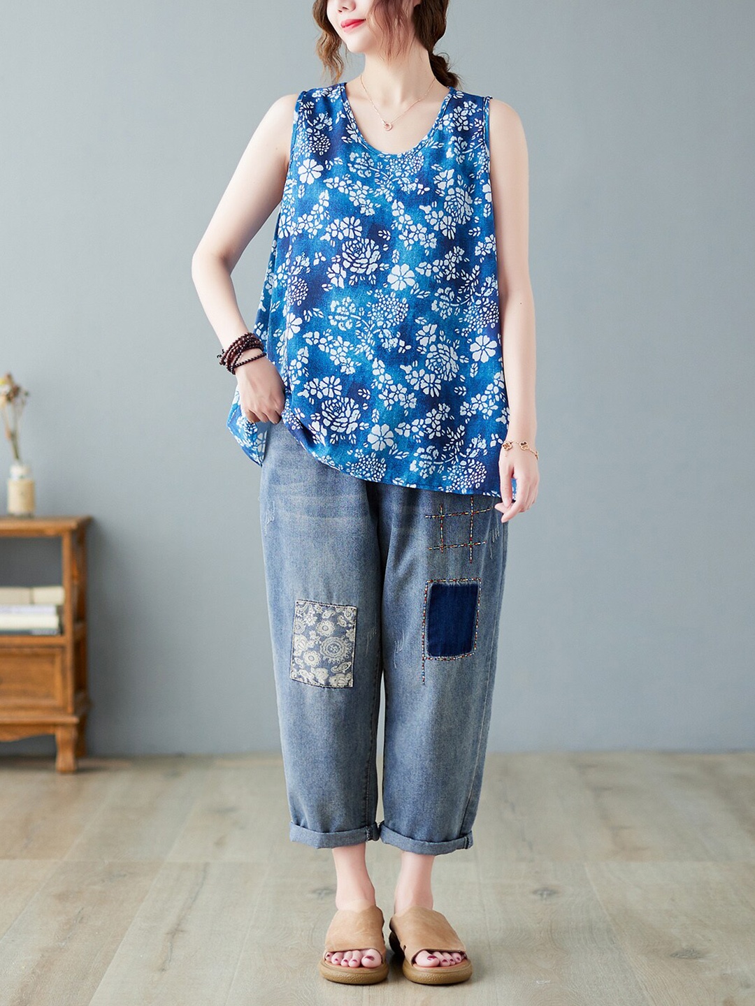 

JC Mode Floral Printed Sleeveless A-Line Top, Blue
