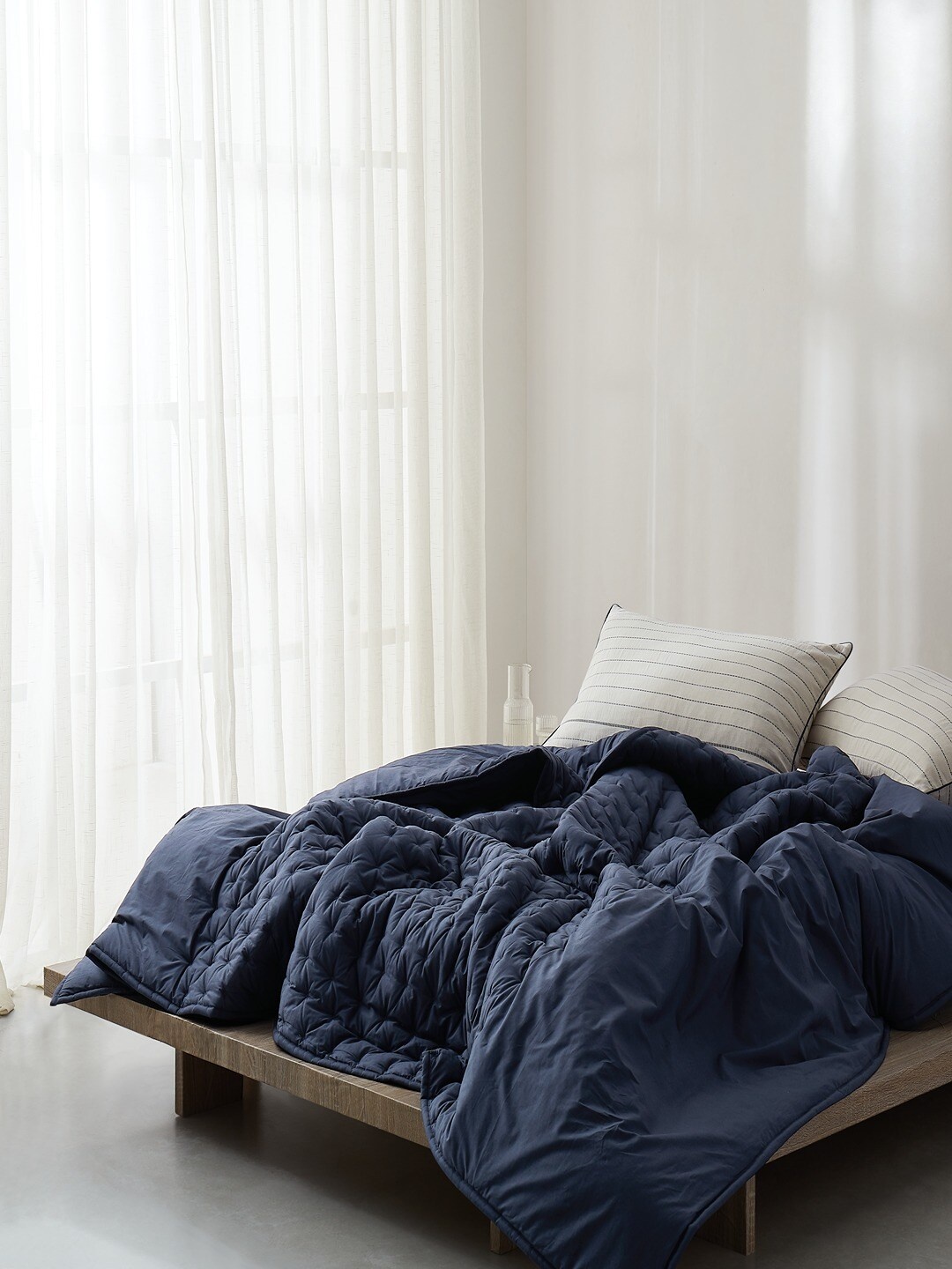 

Himeya Blue Cotton Double Bed 1 Quilt With 2 Pillow Covers