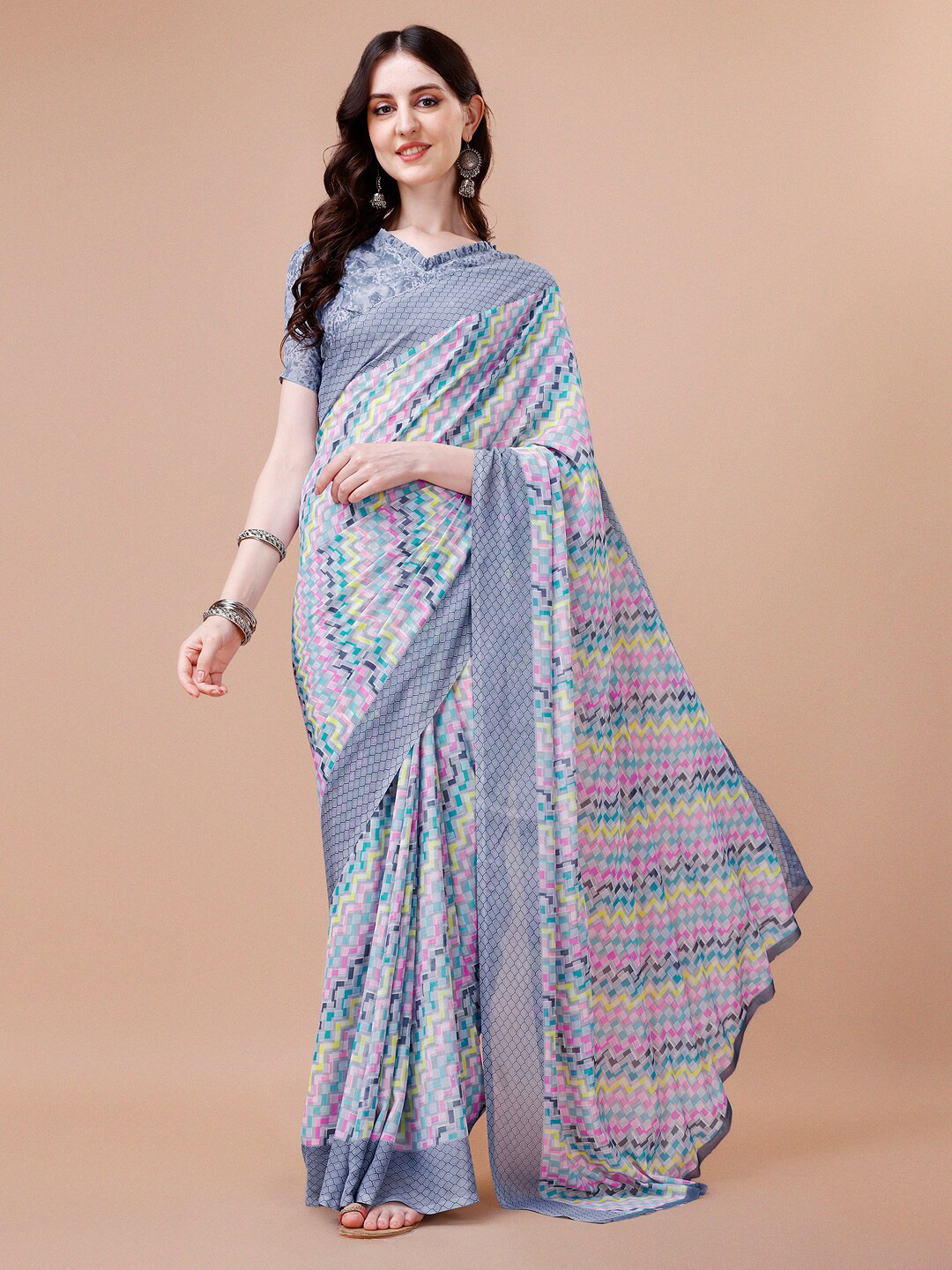 

Sangria Grey Geometric Printed Pure Georgette Saree