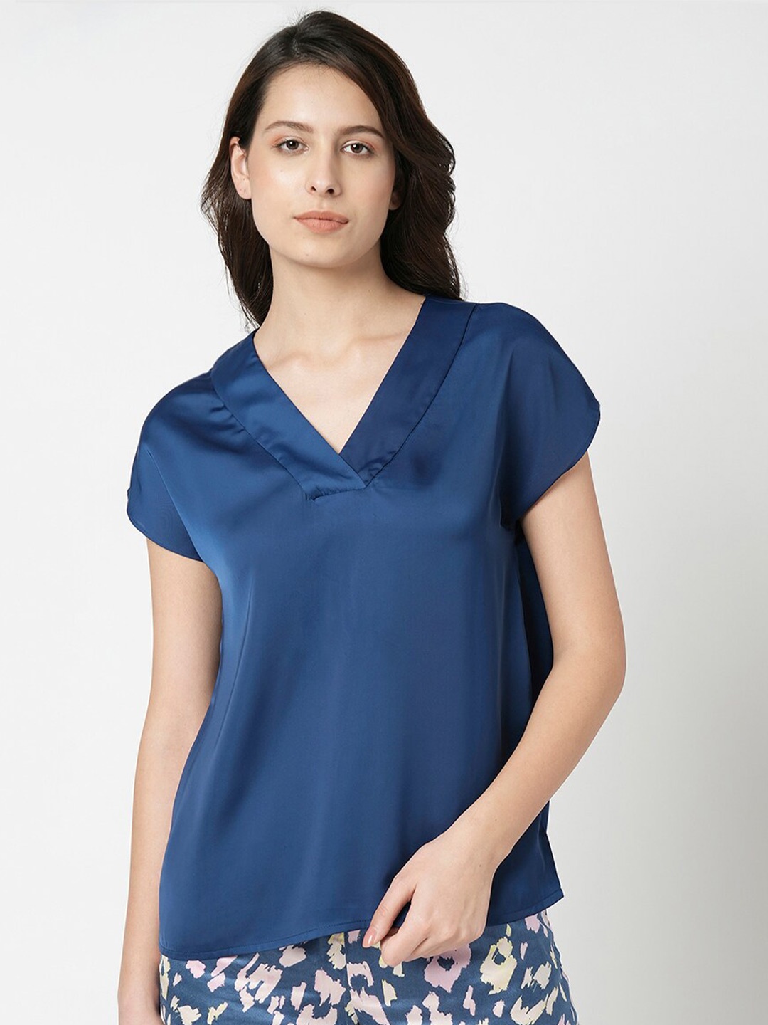 

Vero Moda V-Neck Extended Sleeves Top, Navy blue