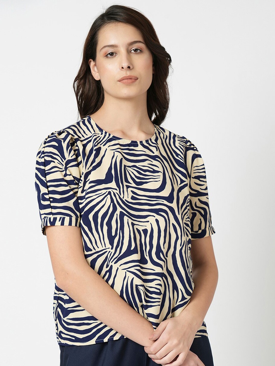 

Vero Moda Animal Printed Puff Sleeve Top, Navy blue