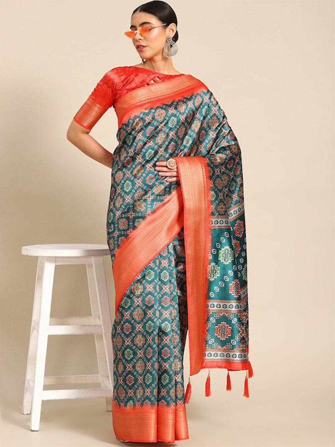 

MAHALASA Ethnic Motifs Printed Zari Saree, Sea green