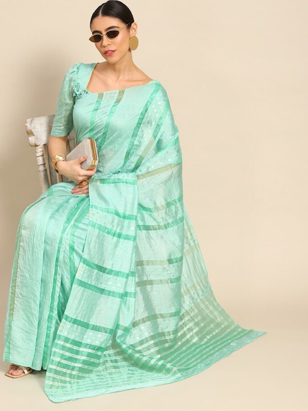 

MAHALASA Striped Sequinned Saree, Green