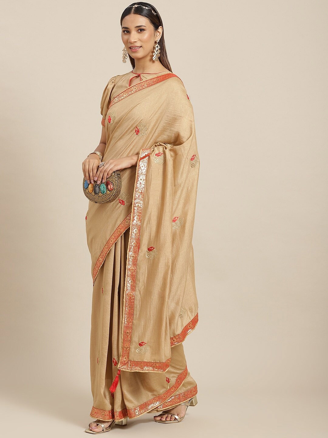 

MAHALASA Ethnic Motifs Embroidered Pure Georgette Saree, Beige