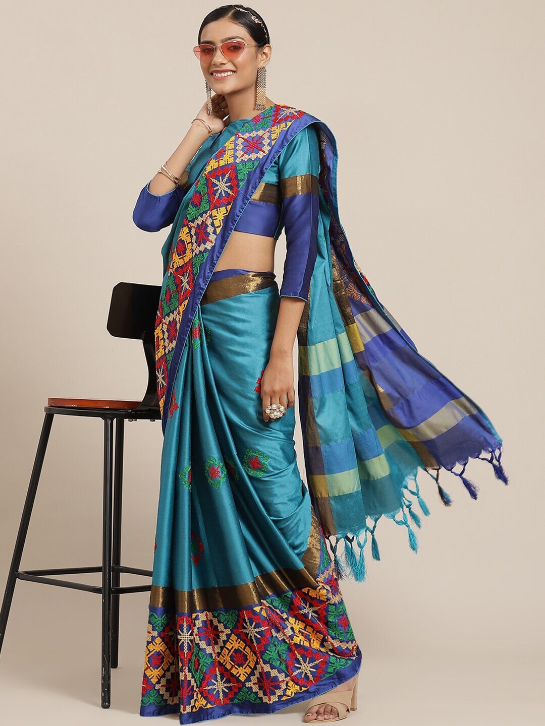 

MAHALASA Ethnic Motifs Embroidered Silk Cotton Saree, Turquoise blue