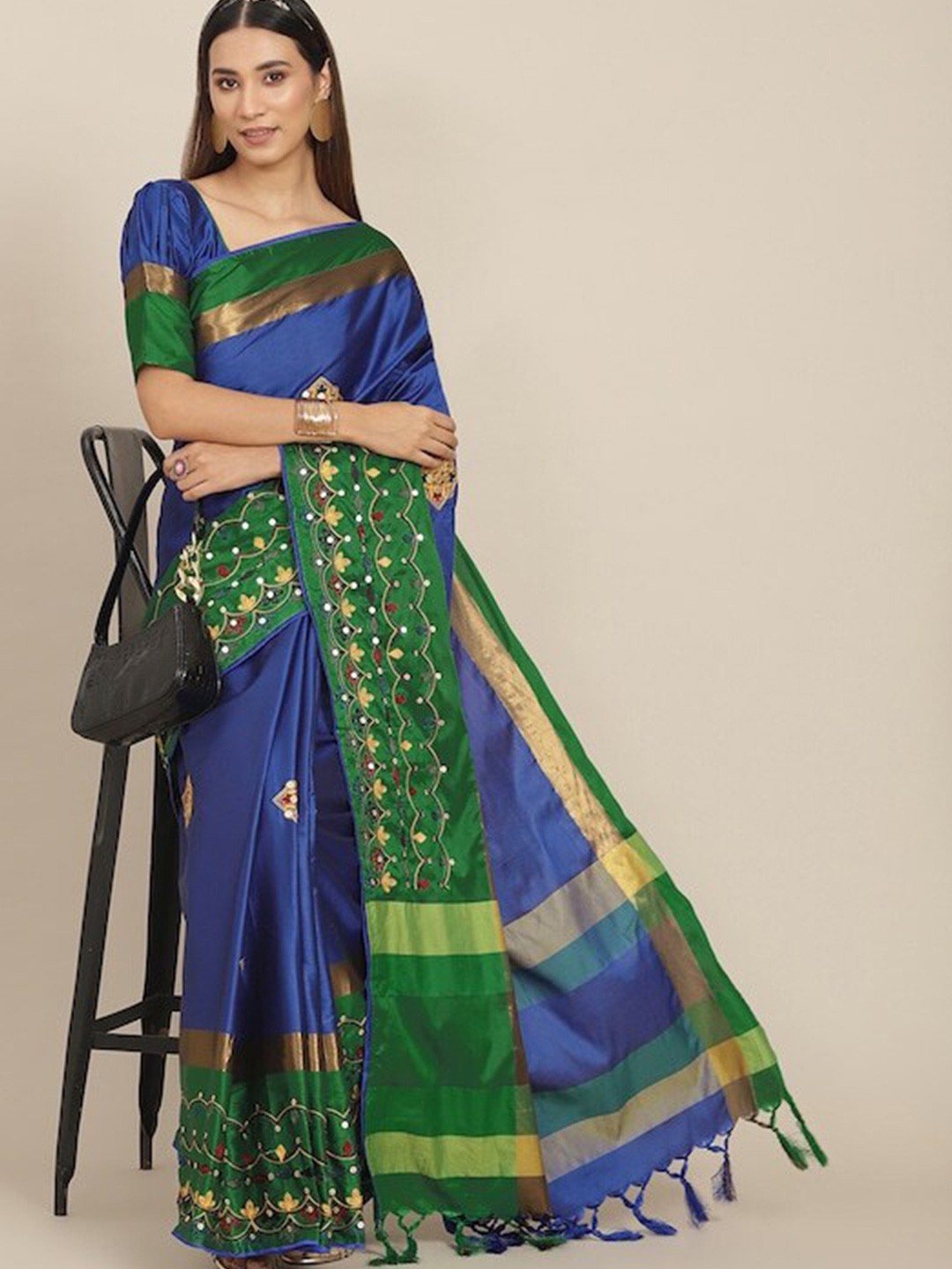 

MAHALASA Ethnic Motifs Embroidered Sequinned Silk Cotton Saree, Navy blue
