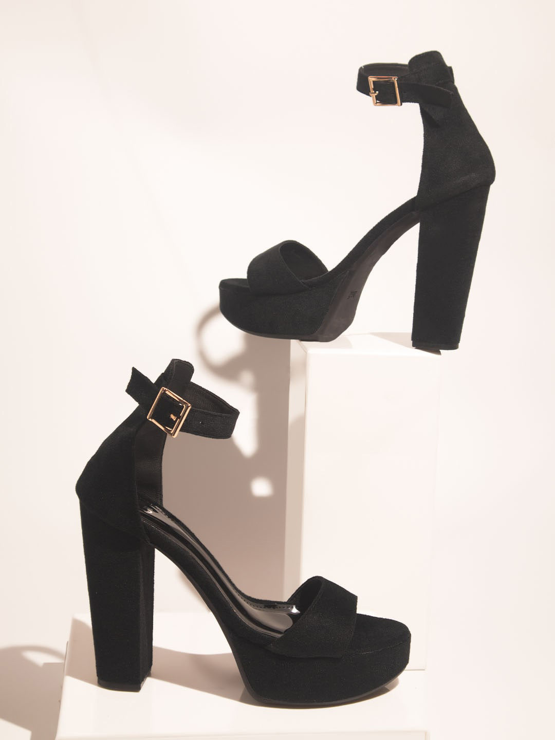 

Inc 5 Open Toe Ankle Looped Platform Heels, Black
