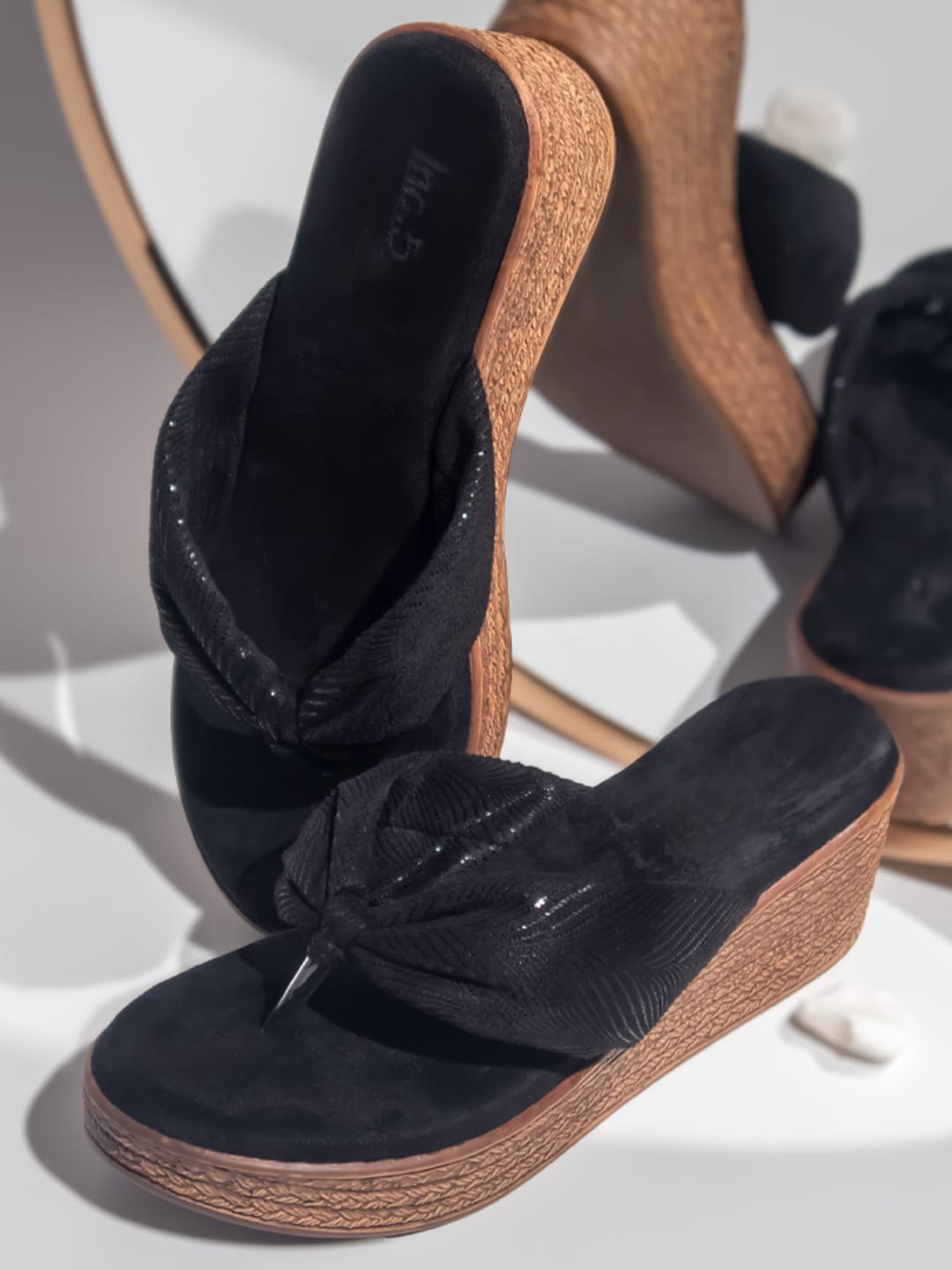 

Inc 5 Textured Open Toe Wedge Heels, Black