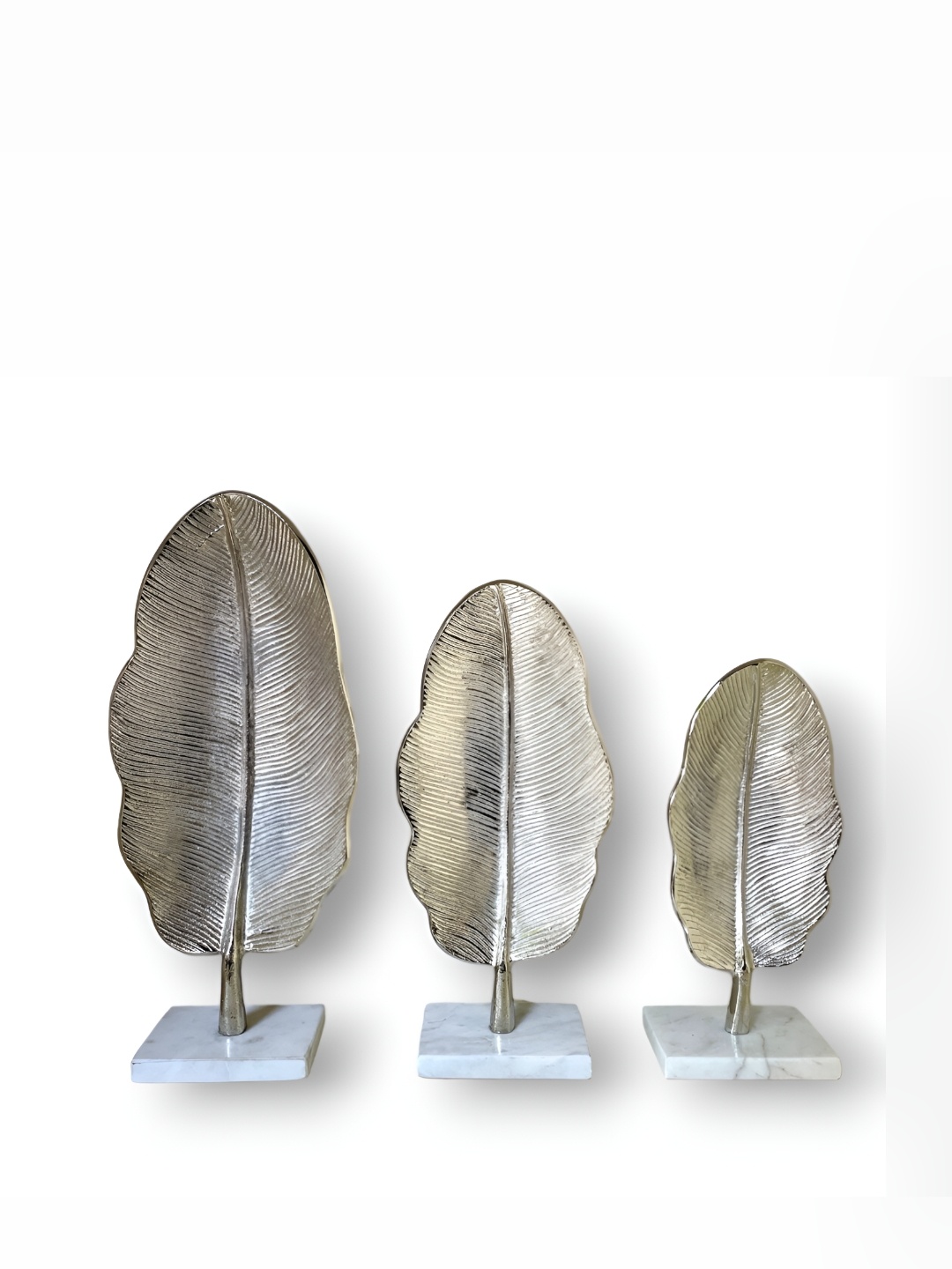 

NB Decors Silver & White 3 Pieces Leaf Marble Figurine Showpieces