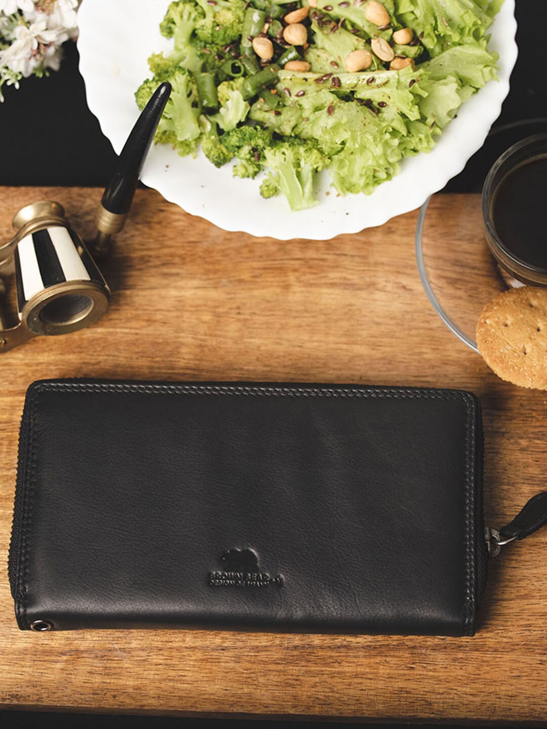 

BROWN BEAR Women RFID Leather Zip Around Wallet, Black