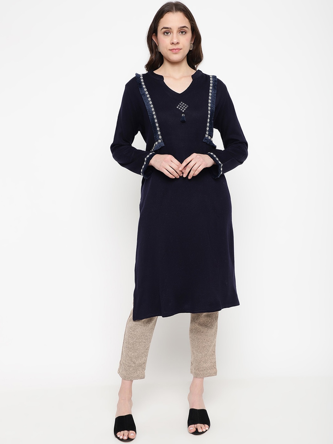 

Be Indi Thread Work Woolen Straight Kurta, Navy blue