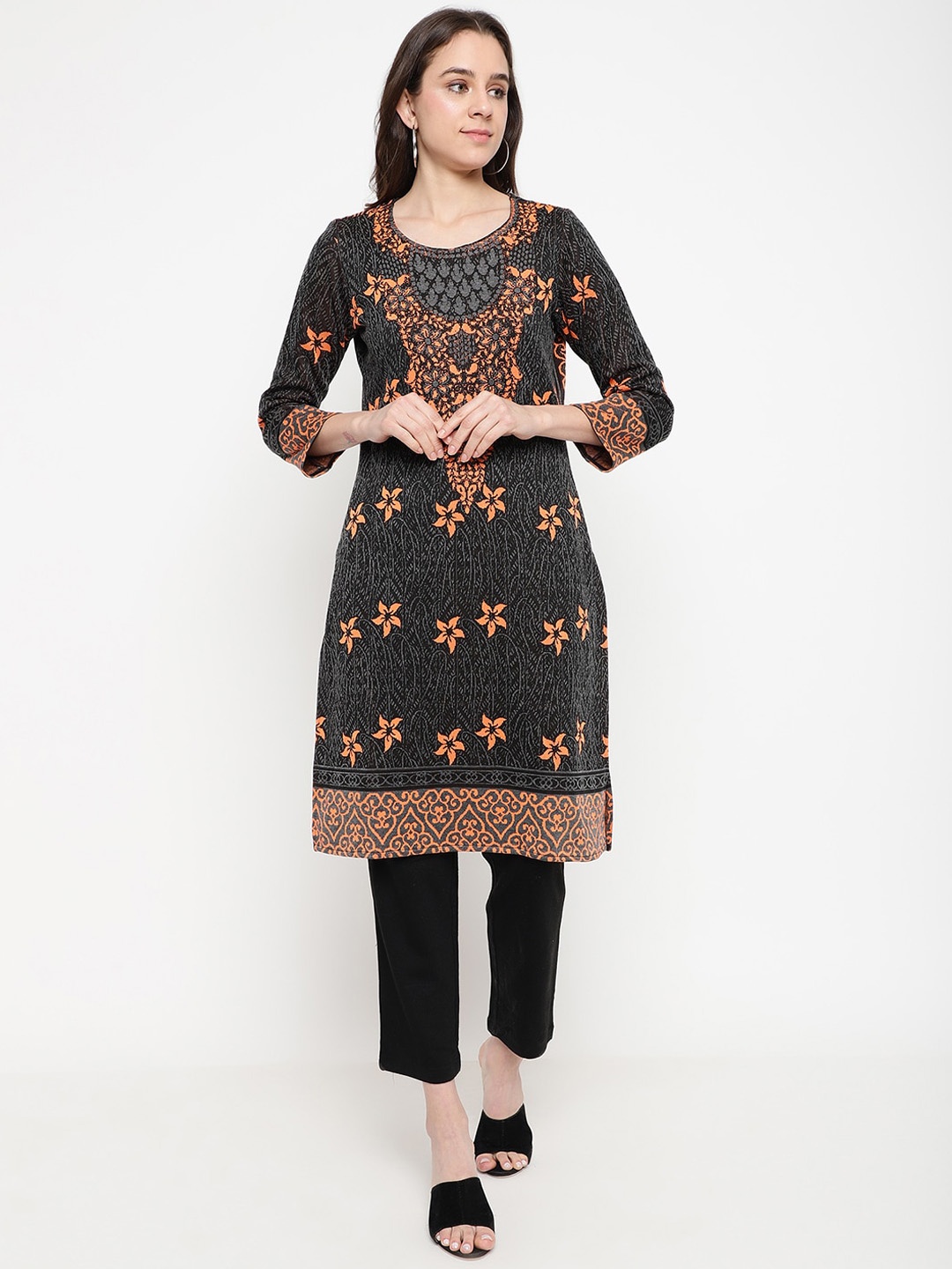 

Be Indi Floral Woolen Self Design Knitted Straight Kurta, Grey