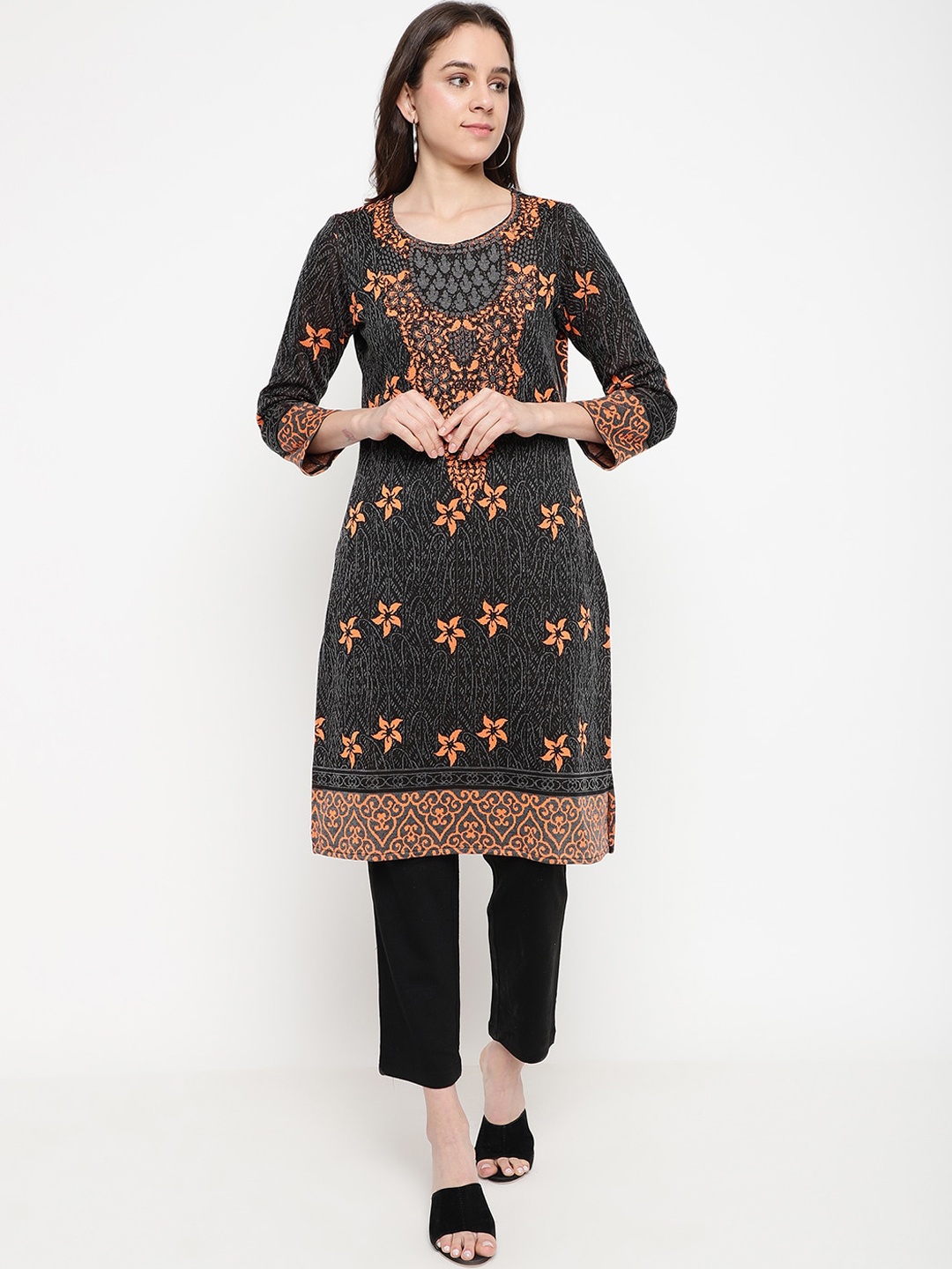 

Be Indi Floral Printed Woolen Knitted Straight Kurta, Black