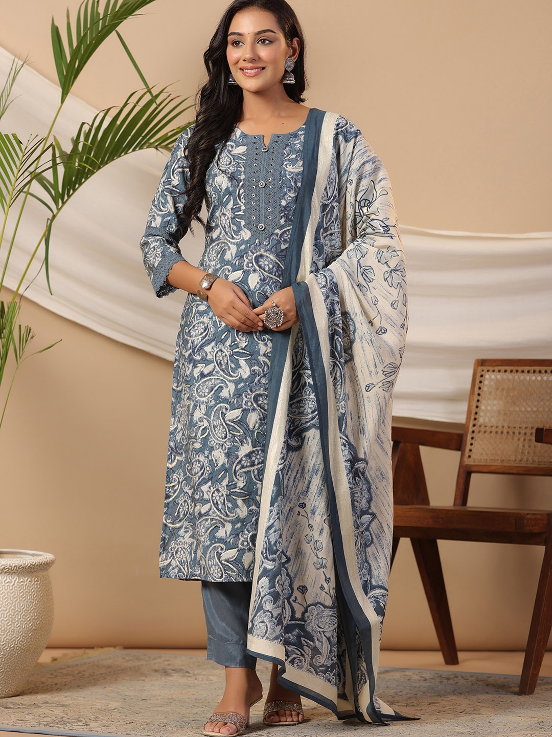 

PIROH Ethnic Motifs Printed Straight Kurta With Trousers & Dupatta, Blue