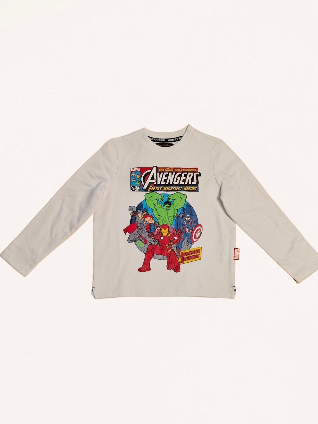 

One Friday Boys Avengers Printed T-shirt, White