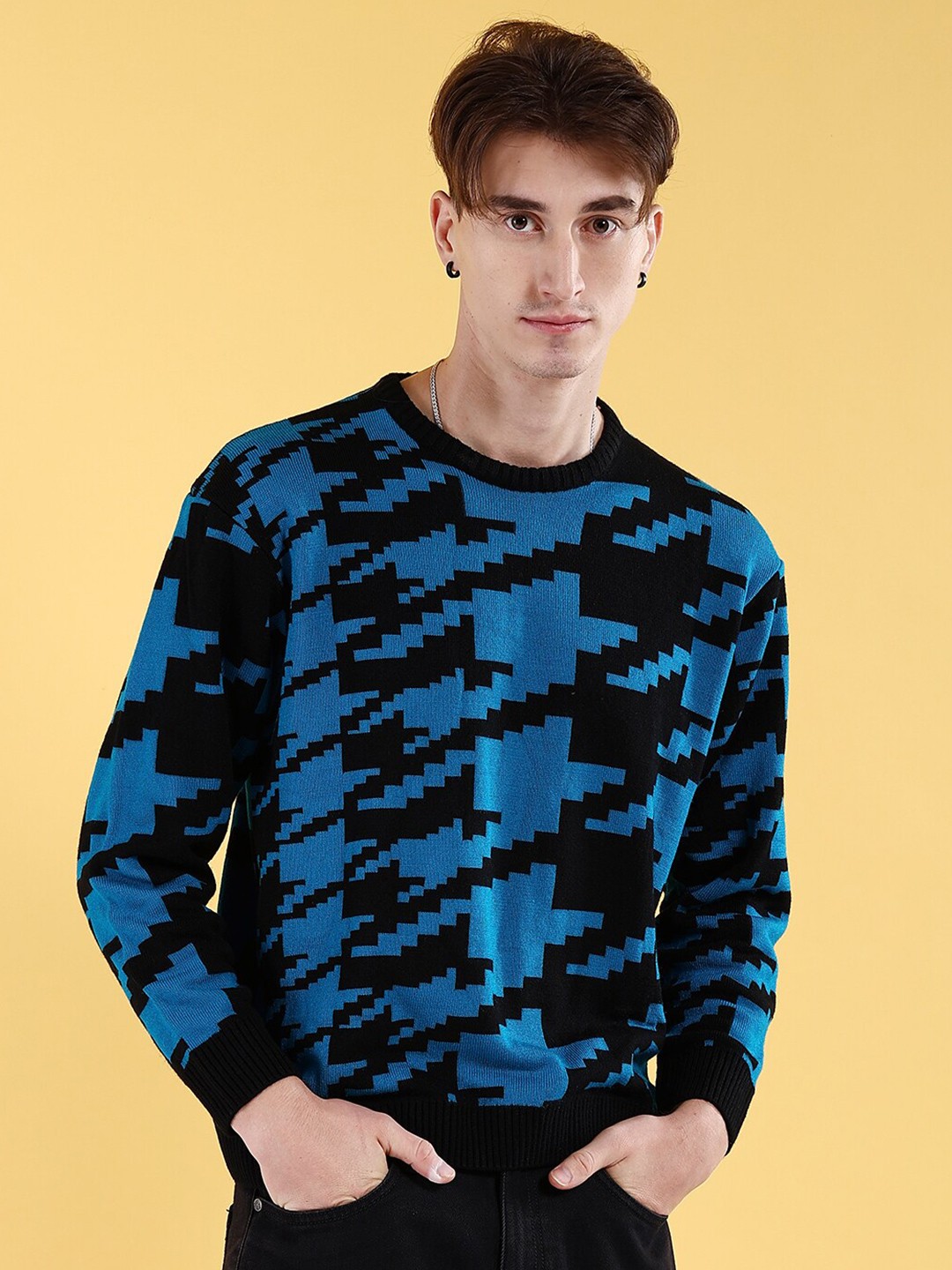 

The Indian Garage Co Geometric Self Designed Acrylic Pullover, Black