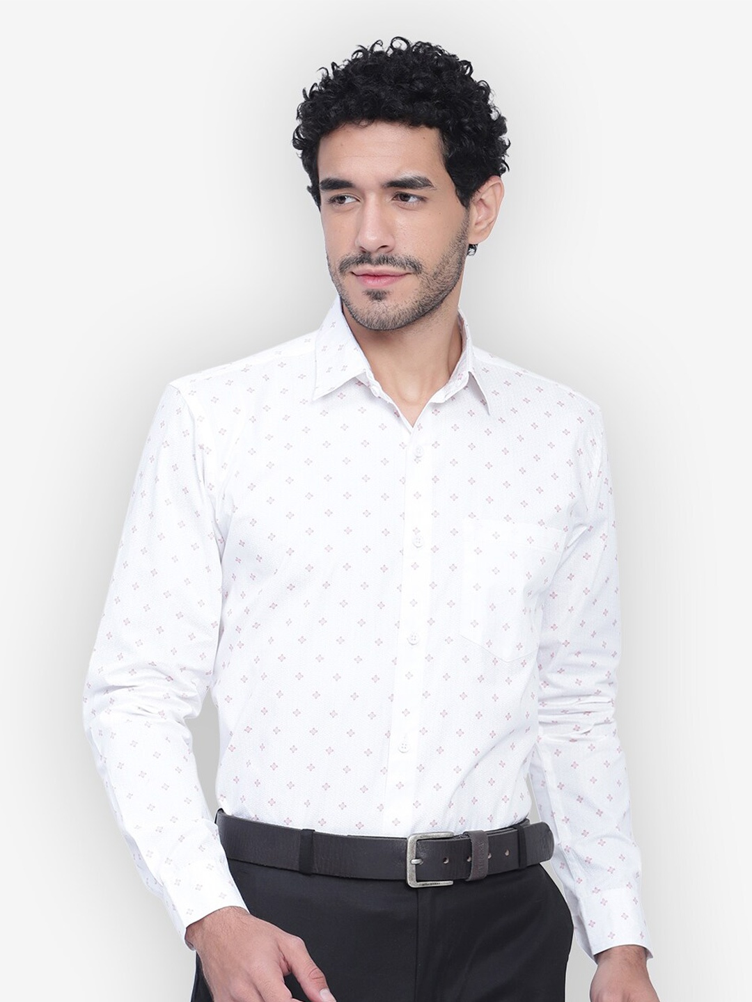 

Vida Loca Standard Slim Fit Micro Ditsy Printed Cotton Casual Shirt, White