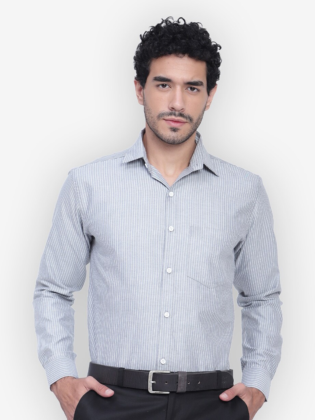 

Vida Loca Standard Slim Fit Vertical Stripes Formal Shirt, Grey