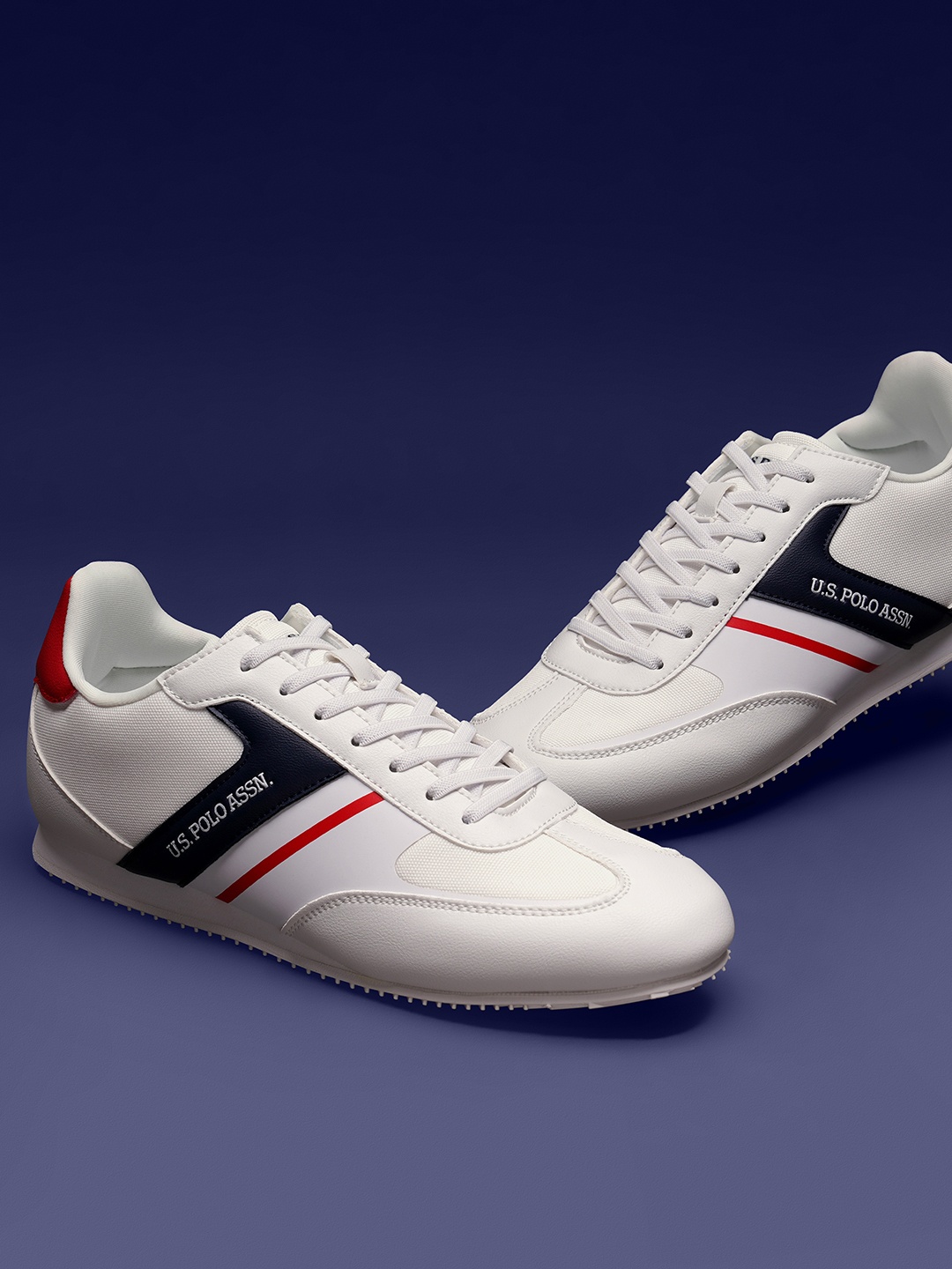 

U.S. Polo Assn. Men Adler 3.0 Retro Sneakers, Off white