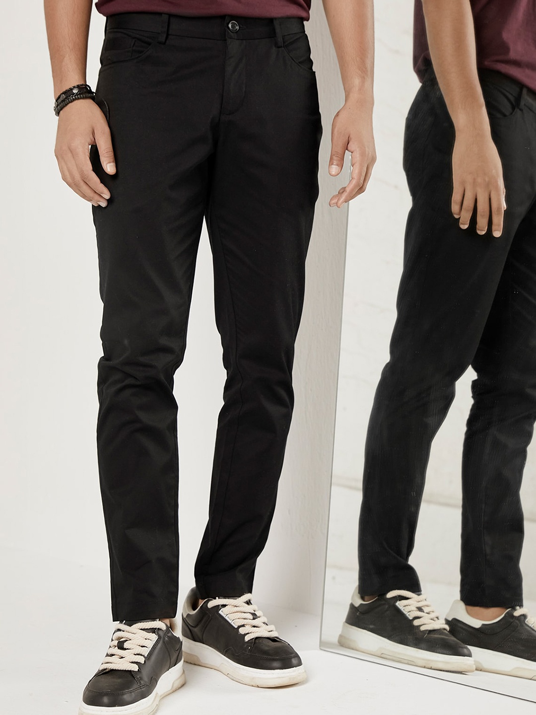 

Andamen Men Ultra Mid-Rise Chinos Trousers, Black
