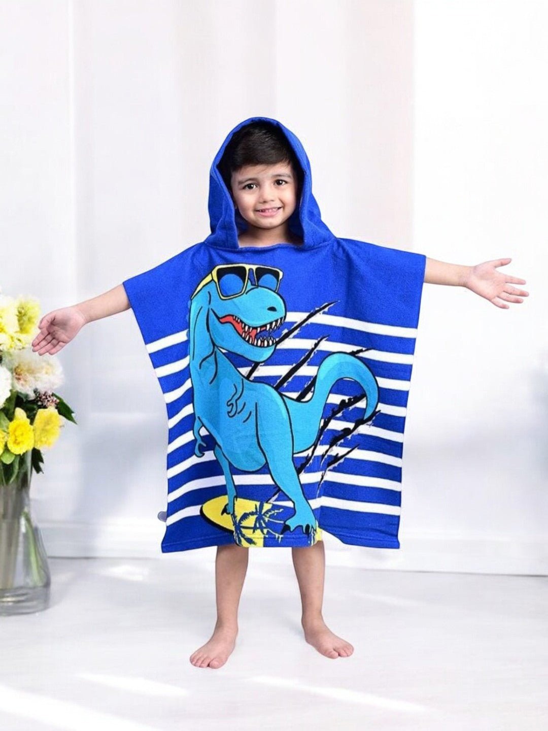 

Yellow Bee Blue Graphic Printed 250 GSM Microfiber Hooded Bath Towel