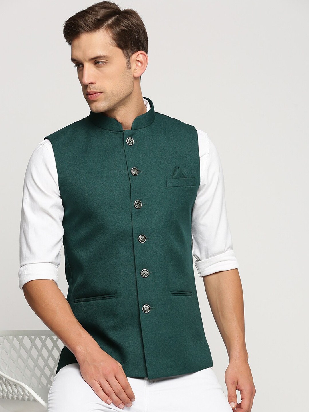 

SHOWOFF Mandarin Collar Slim-Fit Nehru Jacket, Green