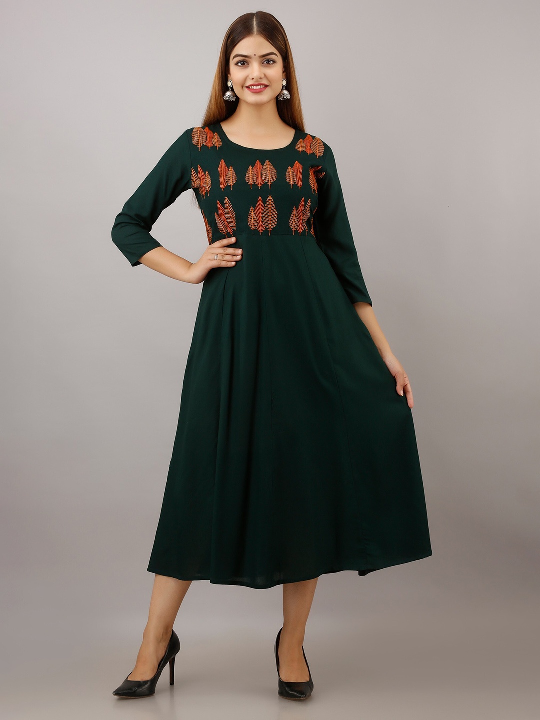 

SHOOLIN Ethnic Motifs Embroidered Fit-Flare Ethnic Dresses, Green