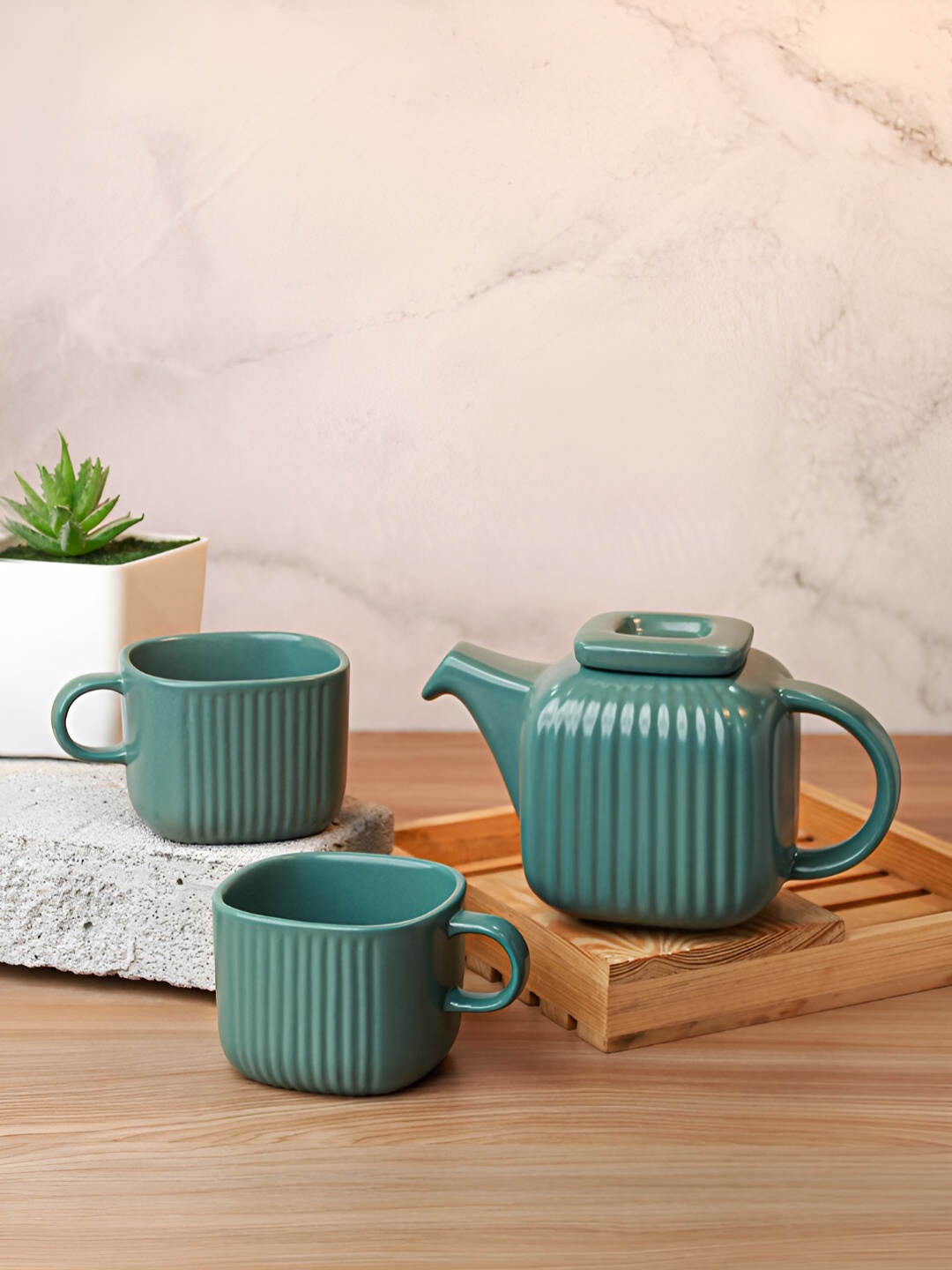 

Vola Global LLP Bloom Tea Green 3 Pieces Porcelain Matte Teapot With Cups 40 ML & 20 ML