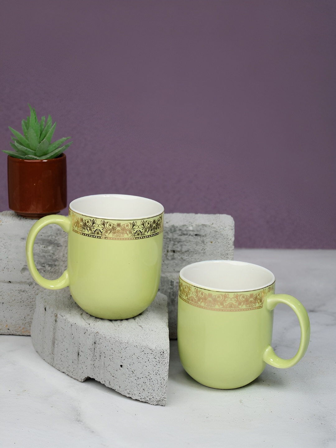 

Vola Global LLP Sparkle Green & Gold Toned 2 Pieces Printed Glossy Cups 200ml Each