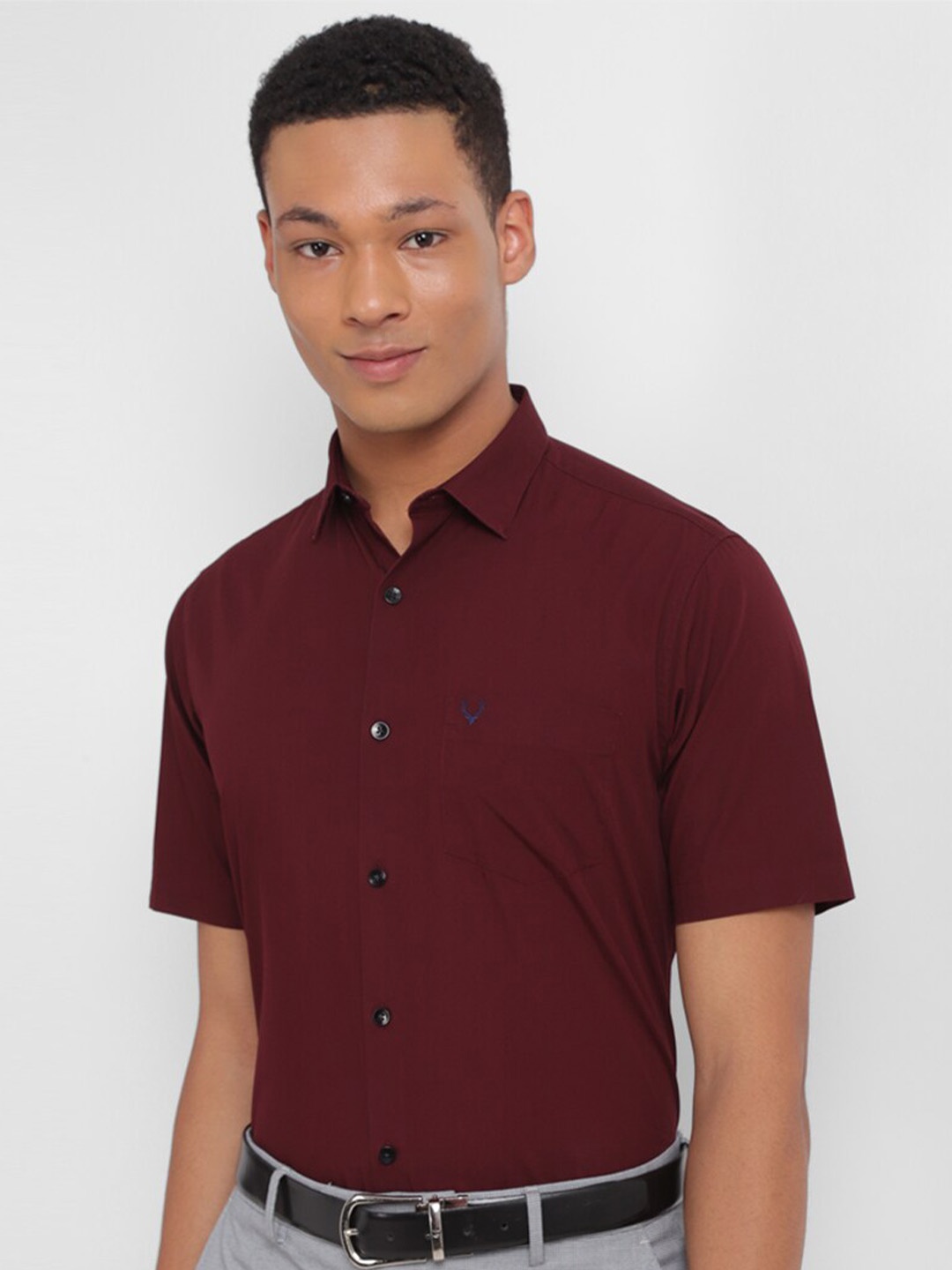 

Allen Solly Slim Fit Spread Collar Pure Cotton Formal Shirt, Maroon