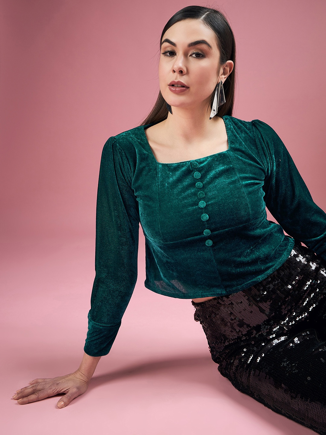 

DressBerry Teal Square Neck Cuffed Sleeves Velvet Top