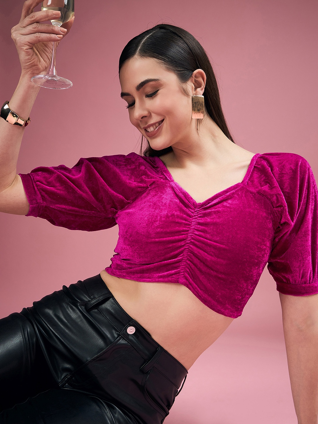

DressBerry Magenta V-Neck Ruched Puff Sleeves Crop Velvet Top