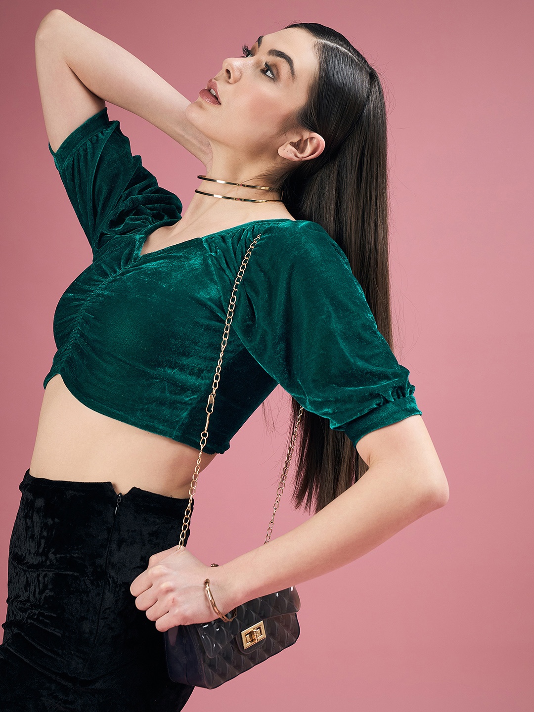 

DressBerry Teal Green V-Neck Crop Velvet Top