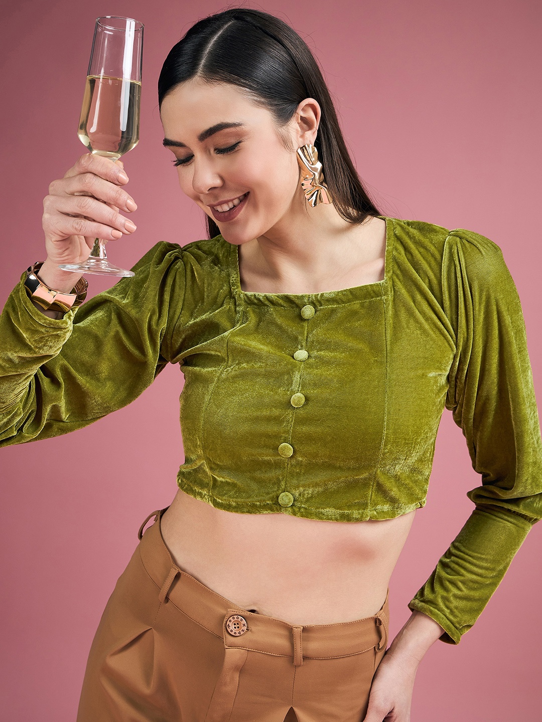 

DressBerry Green Square Neck Puff Sleeves Crop Velvet Top