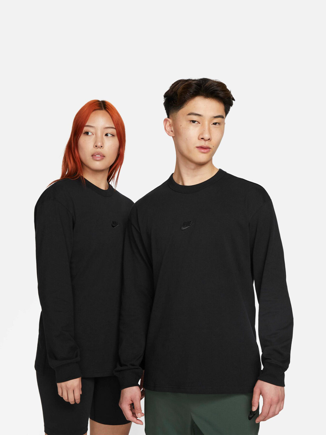 

Nike Sportswear Premium Essentials Long-Sleeves Pure Cotton T-Shirt, Black