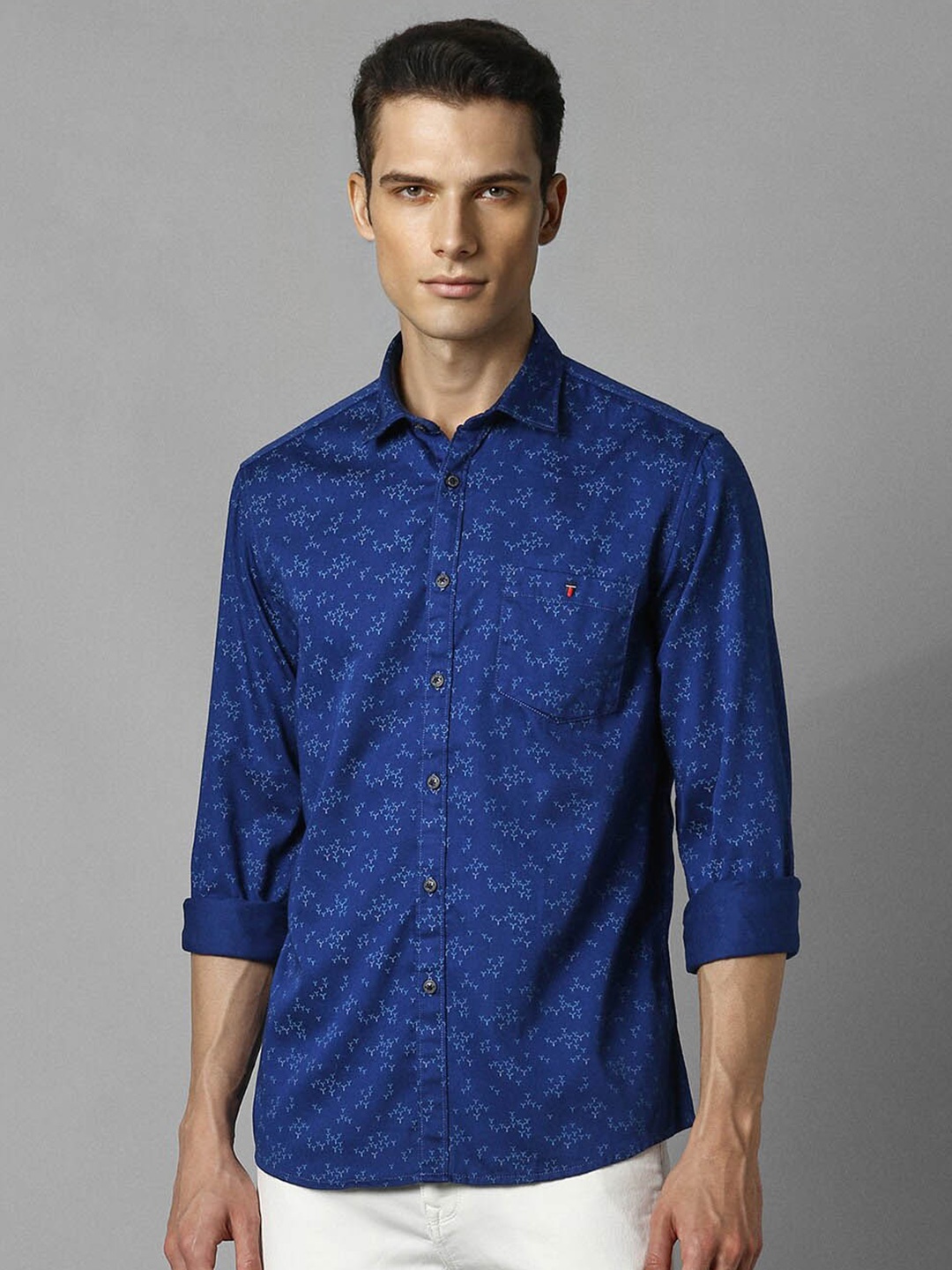 

Louis Philippe Jeans Slim Fit Floral Printed Pure Cotton Casual Shirt, Blue