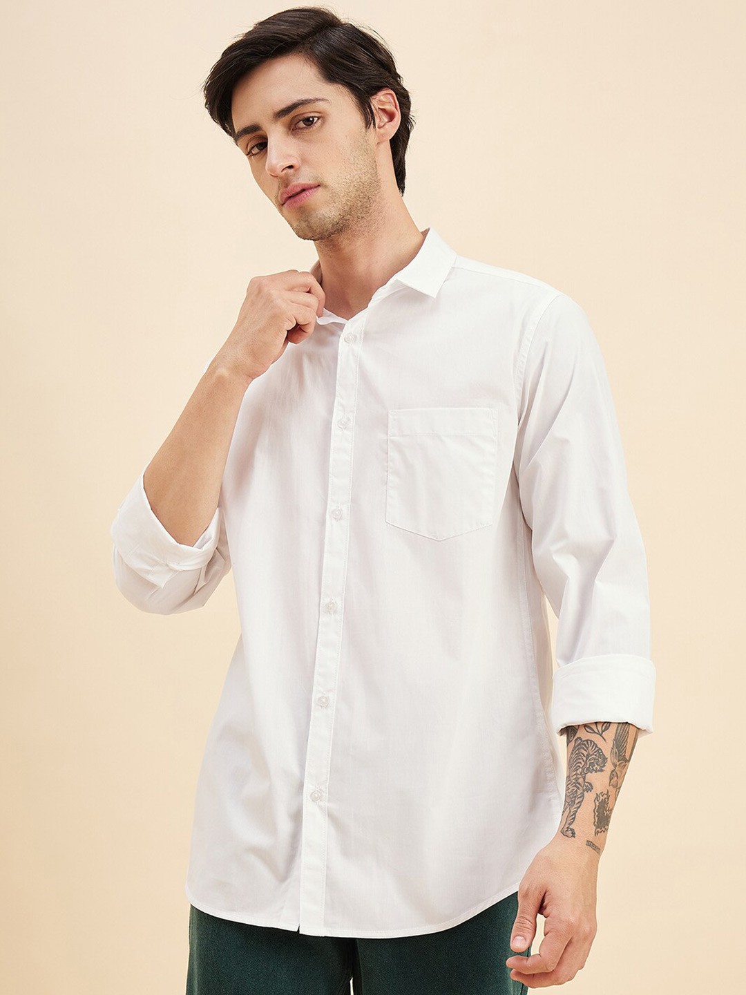 

Mast & Harbour White Spread Collar Cotton Casual Shirt