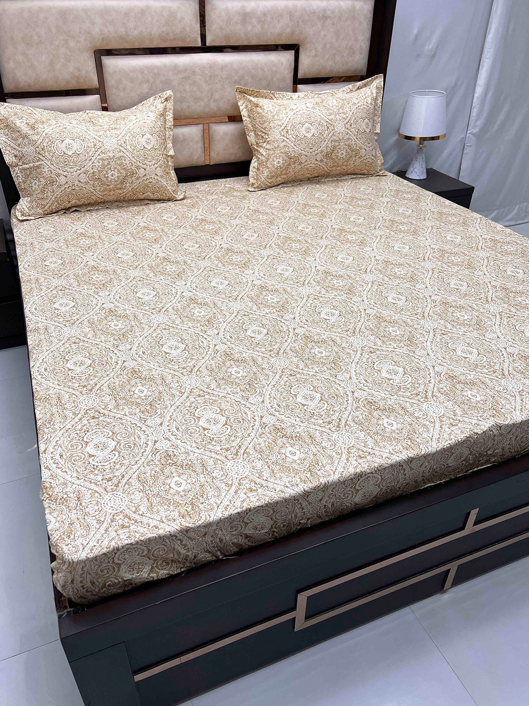 

Pure Decor Royal Velar Brown Motifs Cotton 330 TC King Bedsheet With 2 Pillow Covers