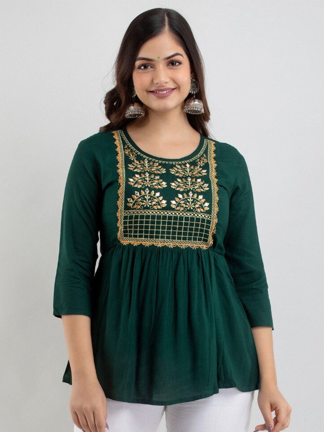 

SHOOLIN Ethnic Motifs Embroidered A-Line Kurti, Green