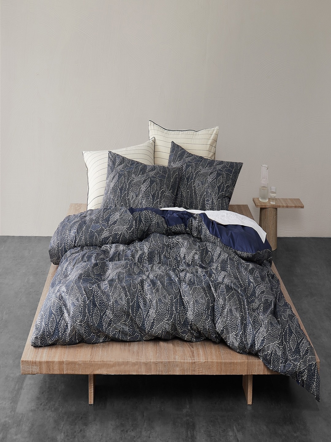 

Himeya Navy Blue & White 3 Pieces Printed Cotton Duvet Cover