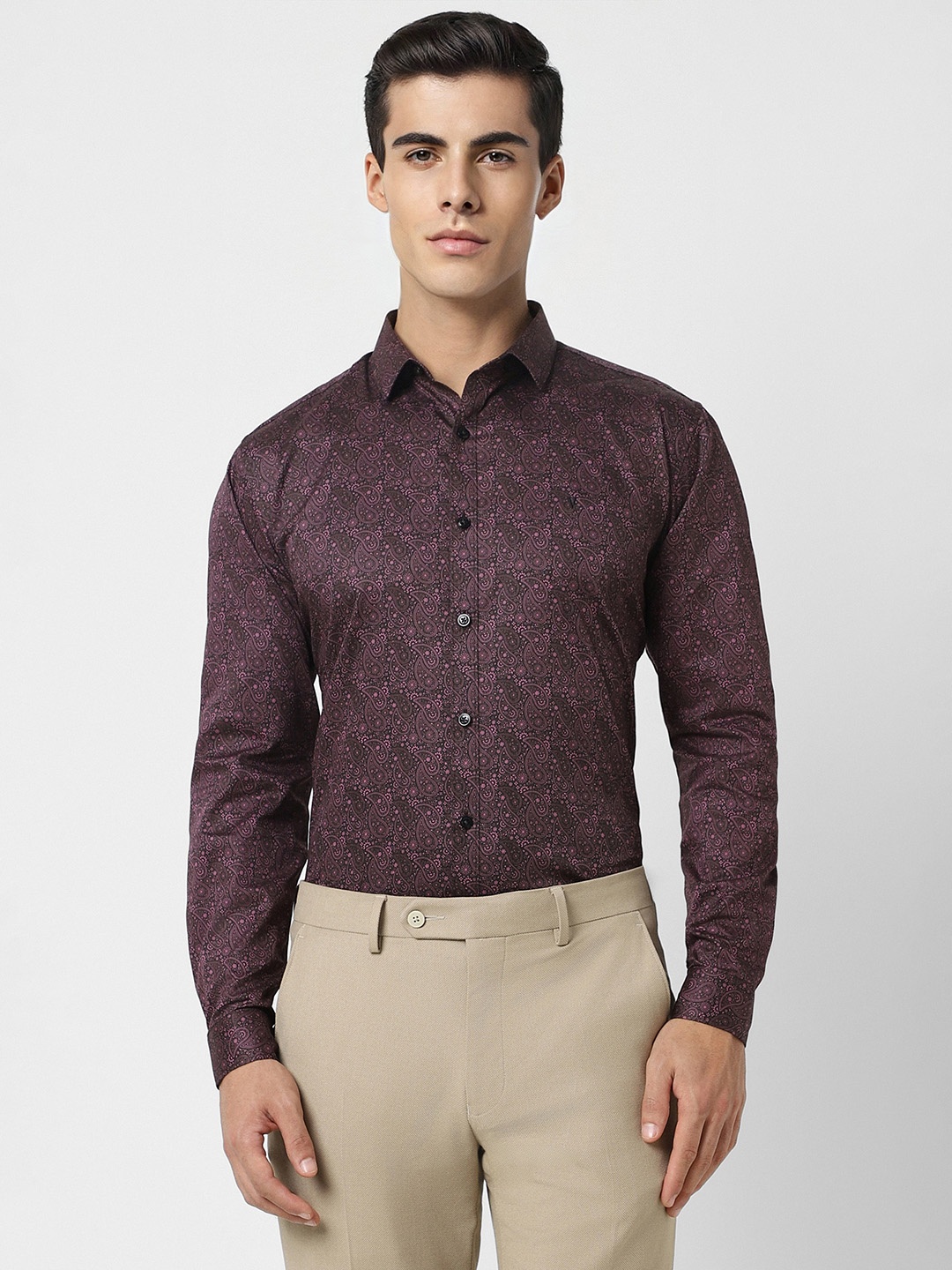 

V Dot Men Purple Slim Fit Printed Party Shirt