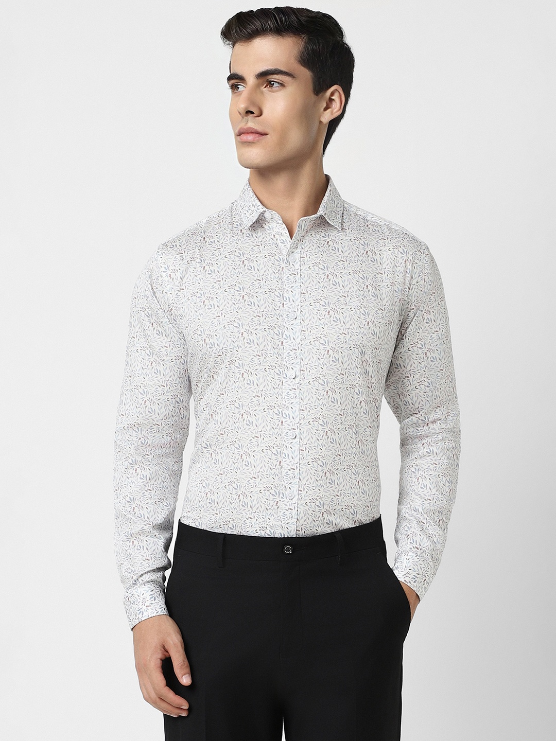 

V Dot Men White Slim Fit Printed Party Shirt