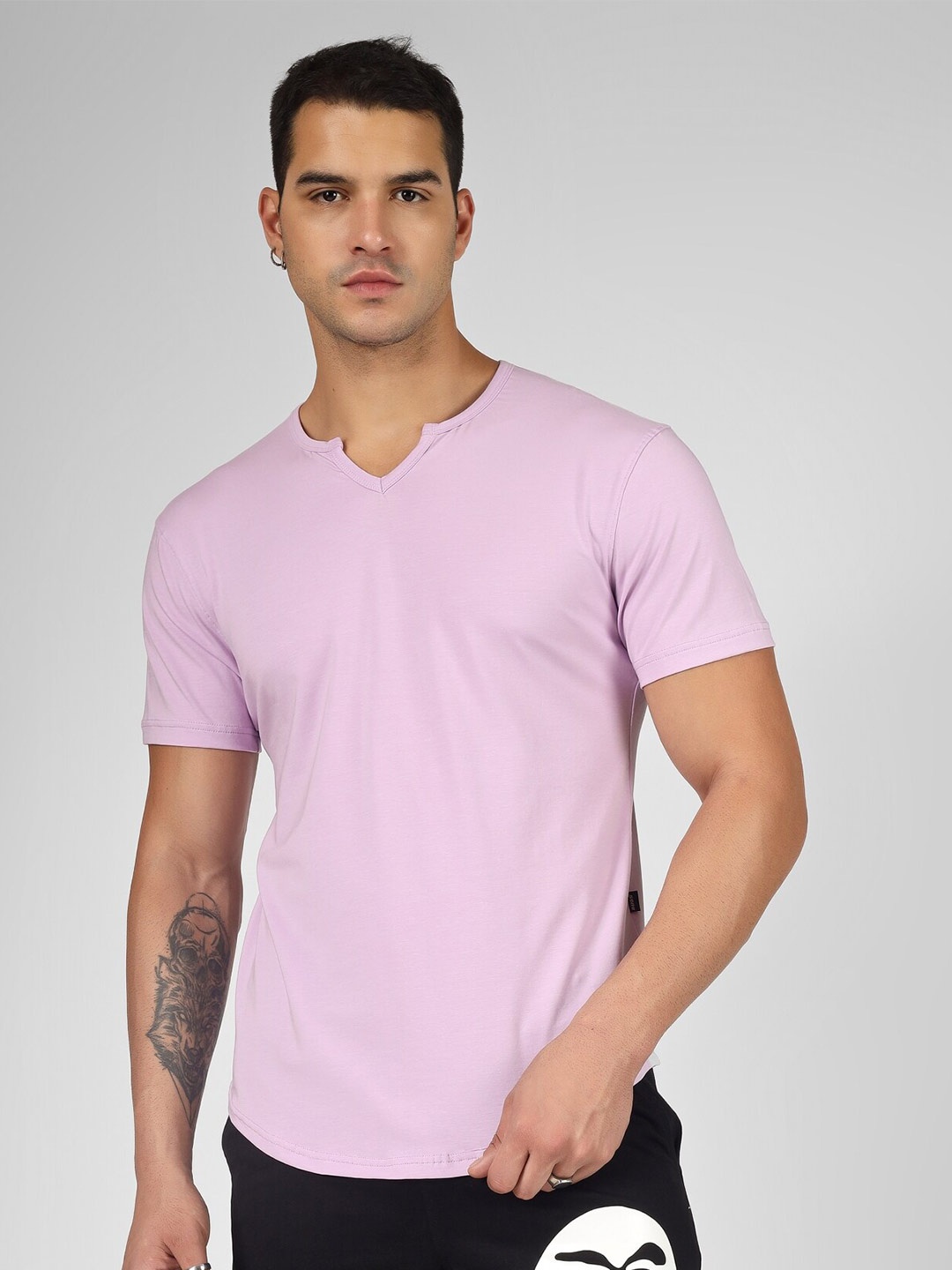 

WEARDUDS Relaxed Fit Bio-Washed Round Notched Neck Short Sleeves Cotton T-shirt, Lavender