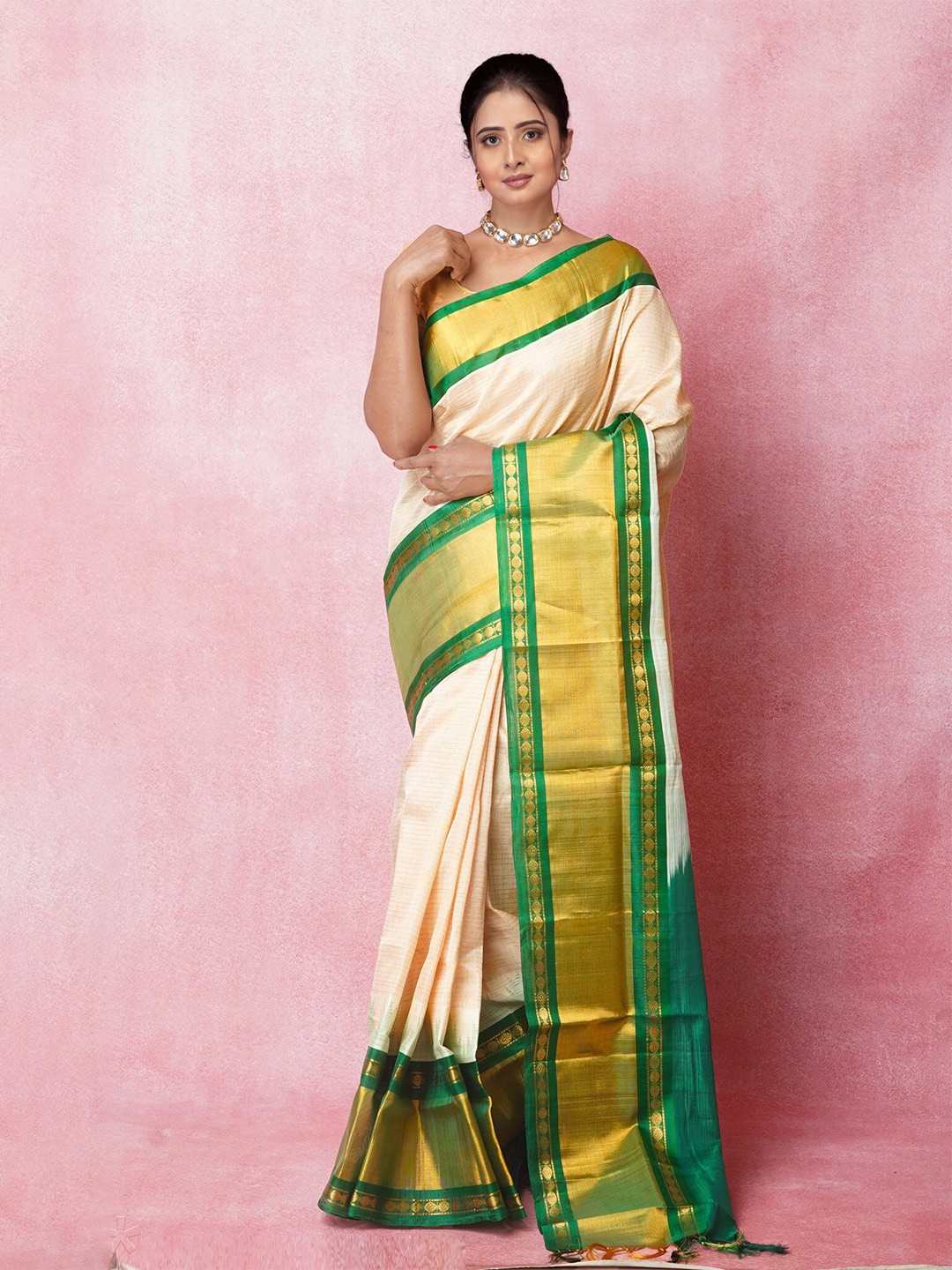 

Unnati Silks Woven Design Zari Pure Silk Handloom Saree, Cream