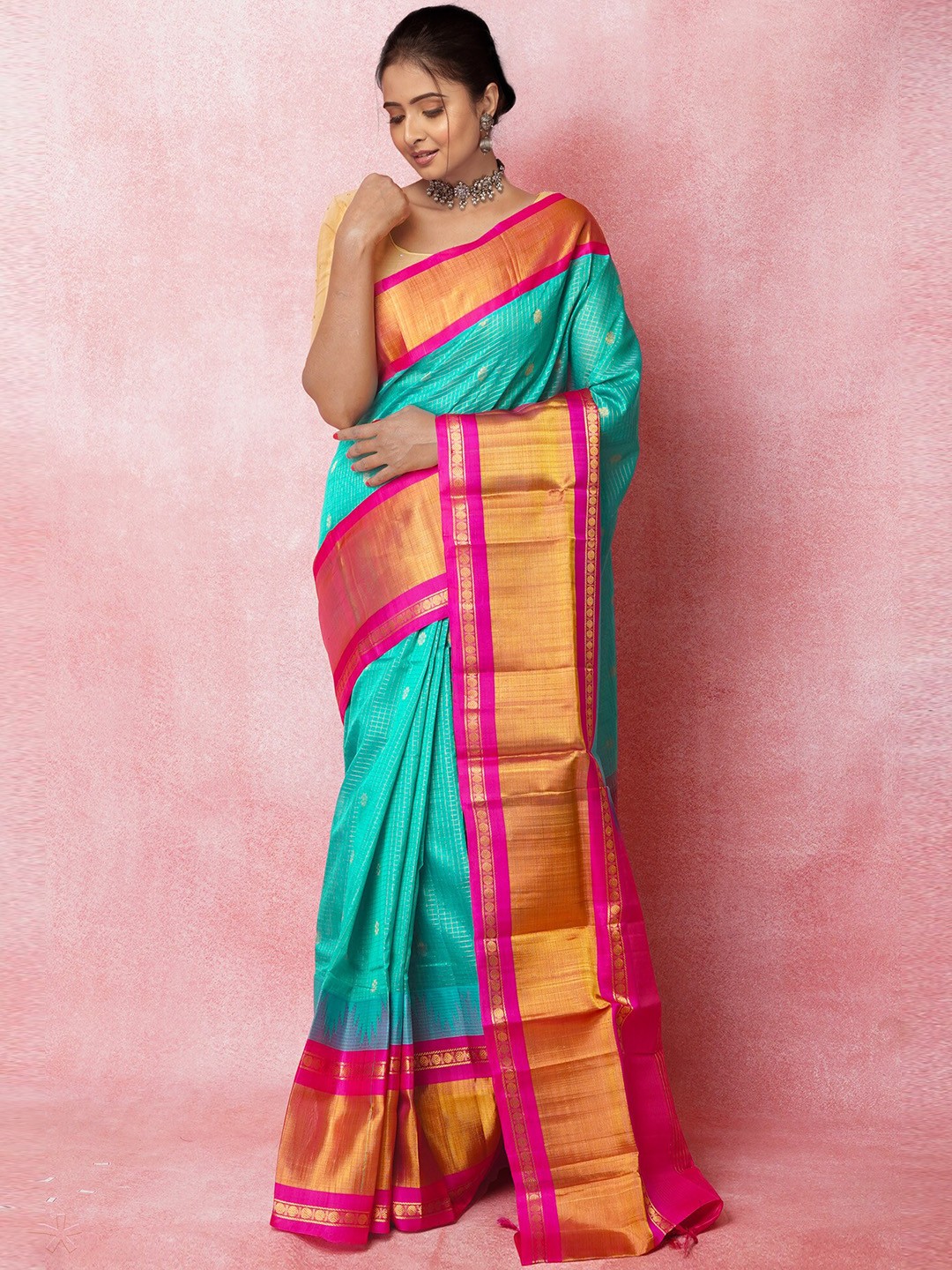 

Unnati Silks Woven Design Zari Pure Silk Handloom Saree, Green